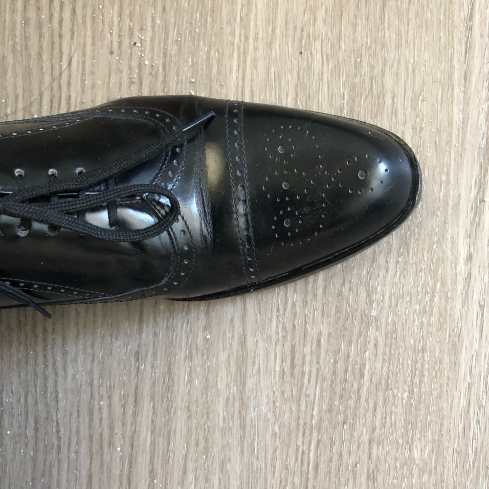 Ferragamo brogue Oxford shoes, size 8 B - Picture 15 of 15